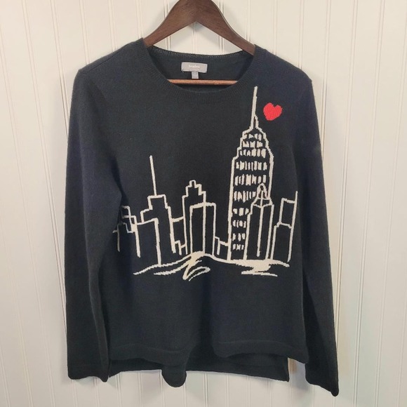 Neiman Marcus 100% Cashmere NYC Skyline Sweater XL – Black White Heart Graphic - Picture 1 of 8